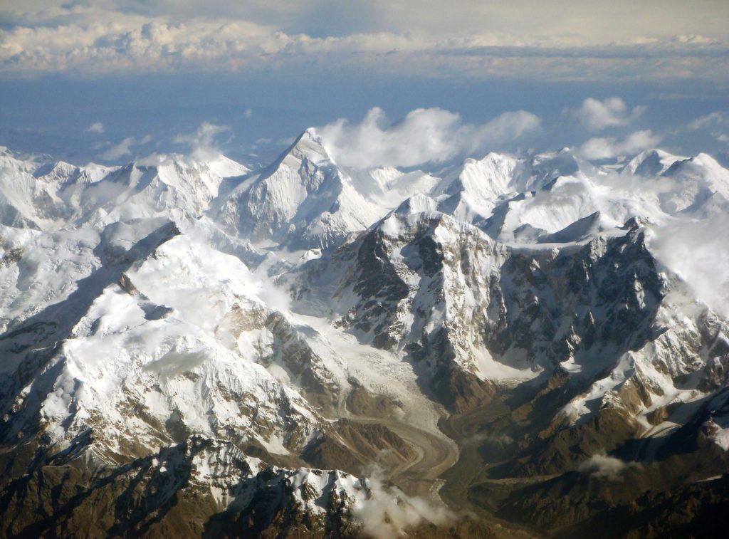 Tian Shan Réchauffement climatique Asie centrale Glacier Revue de Science Novastan