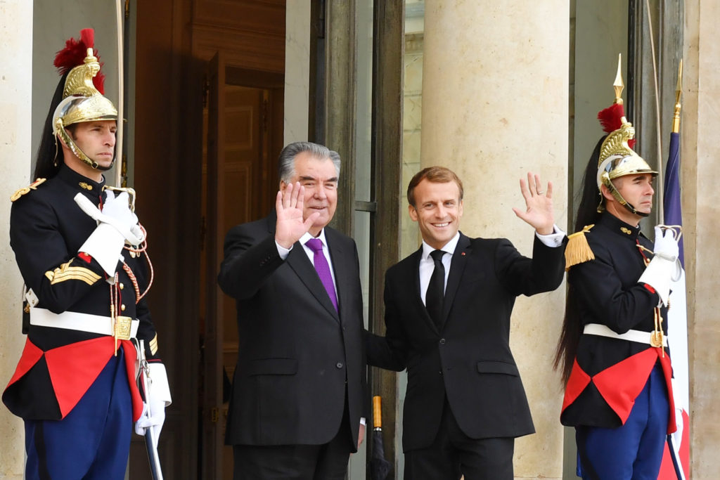 Emmanuel Macron Emomali Rahmon visite officielle France Tadjikistan Politique Diplomatie