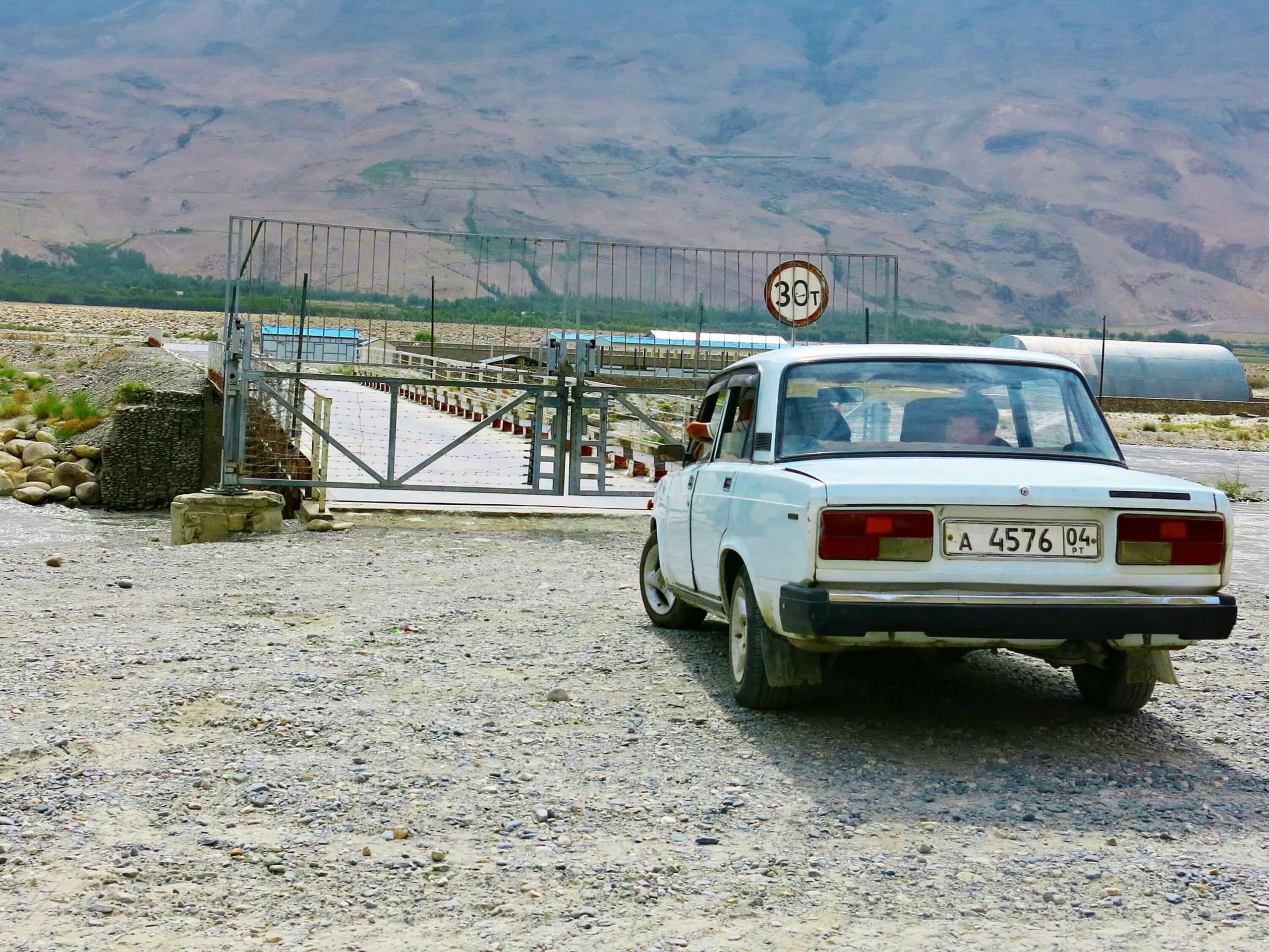 Lada, Phoot du jour, Turkménistan, Frontière afghane, Poste frontière