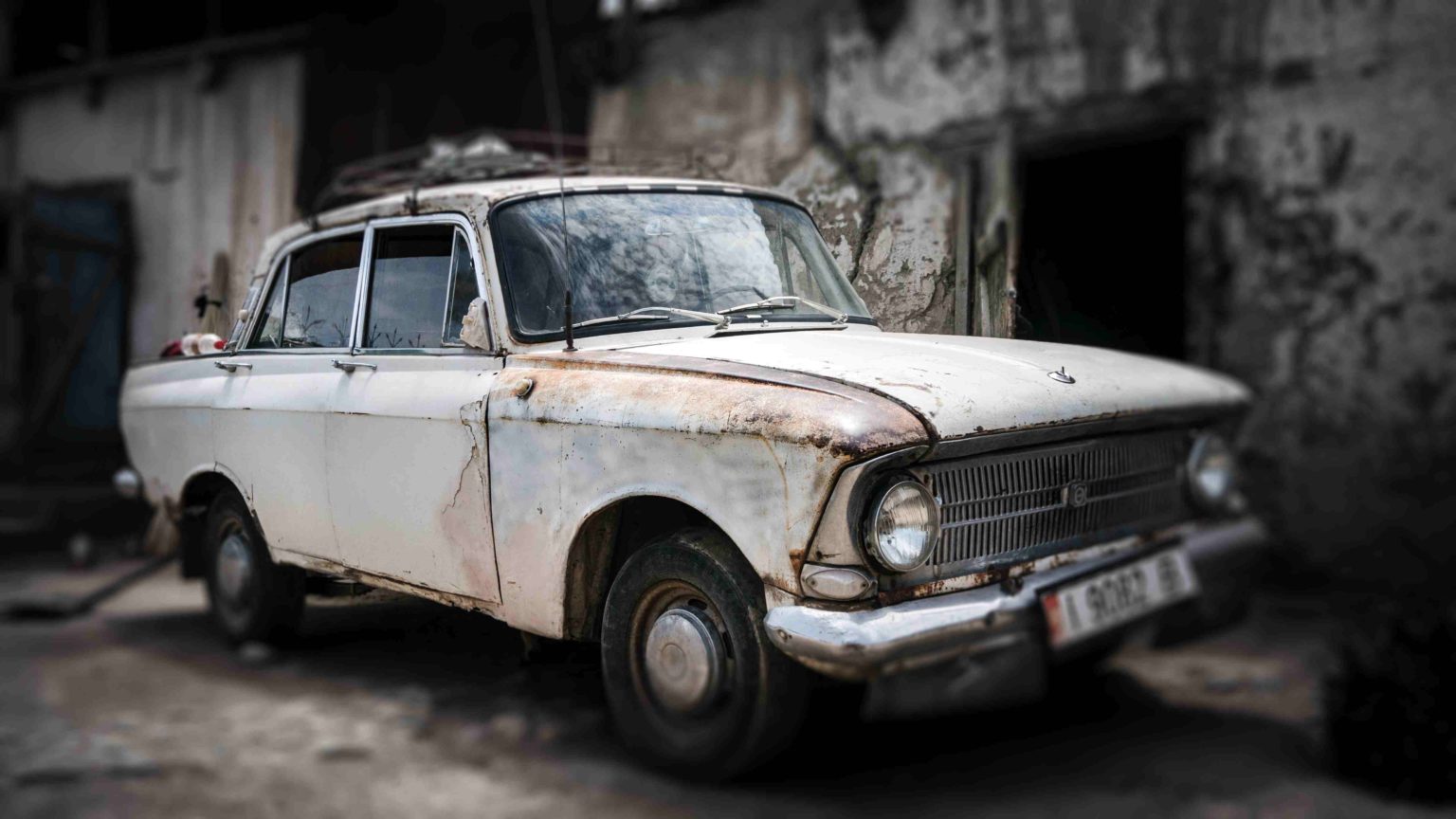 Voiture Kirghizstan Antique