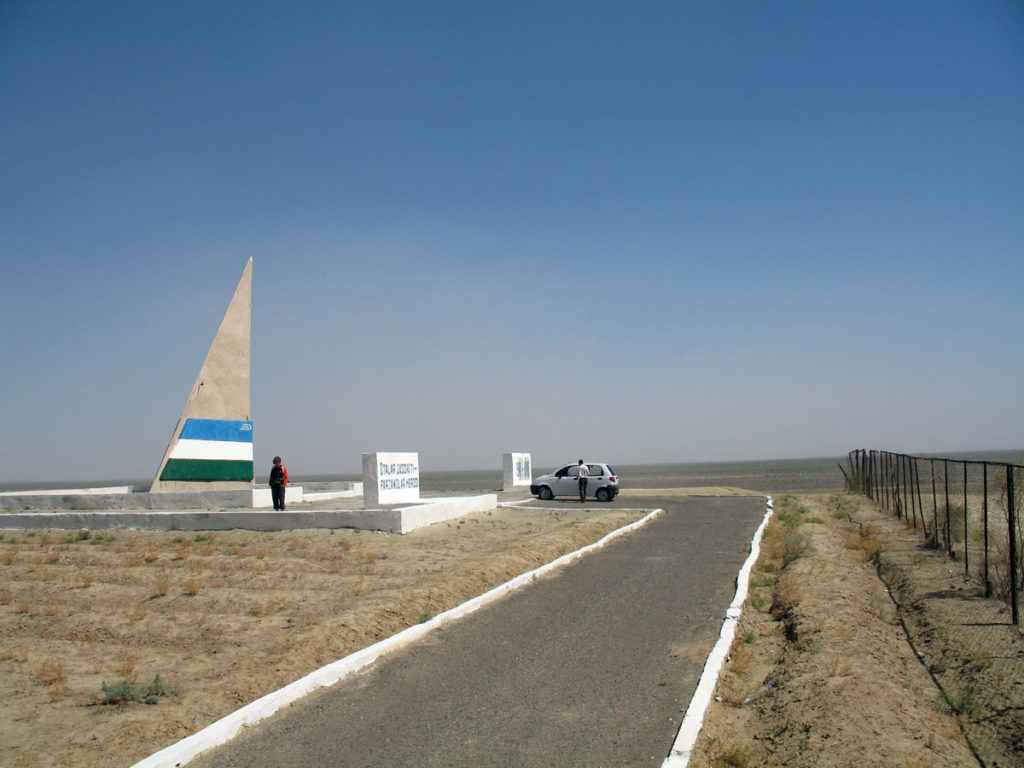 Karakalpakstan Ouzbékistan Chavkat Mirzioïev Manifestations Noukous Moynak Visite Référendum Constitution