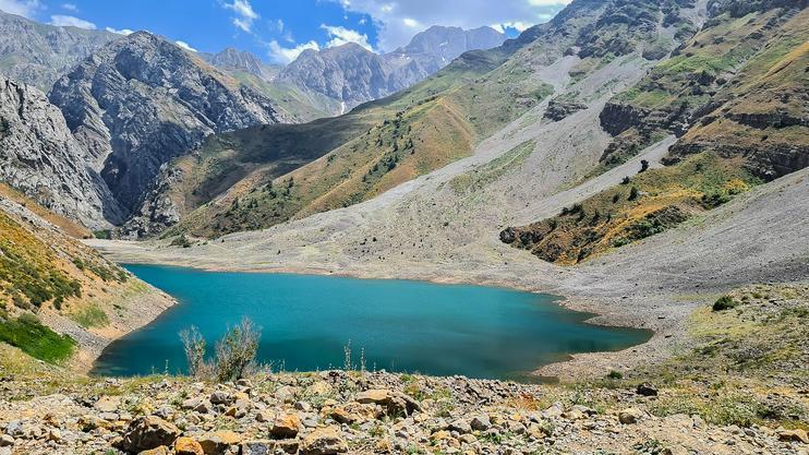 Ouzbékistan Oblast Tachkent Lac Badak Tcharyak Touriste Excursion Altitude Ete