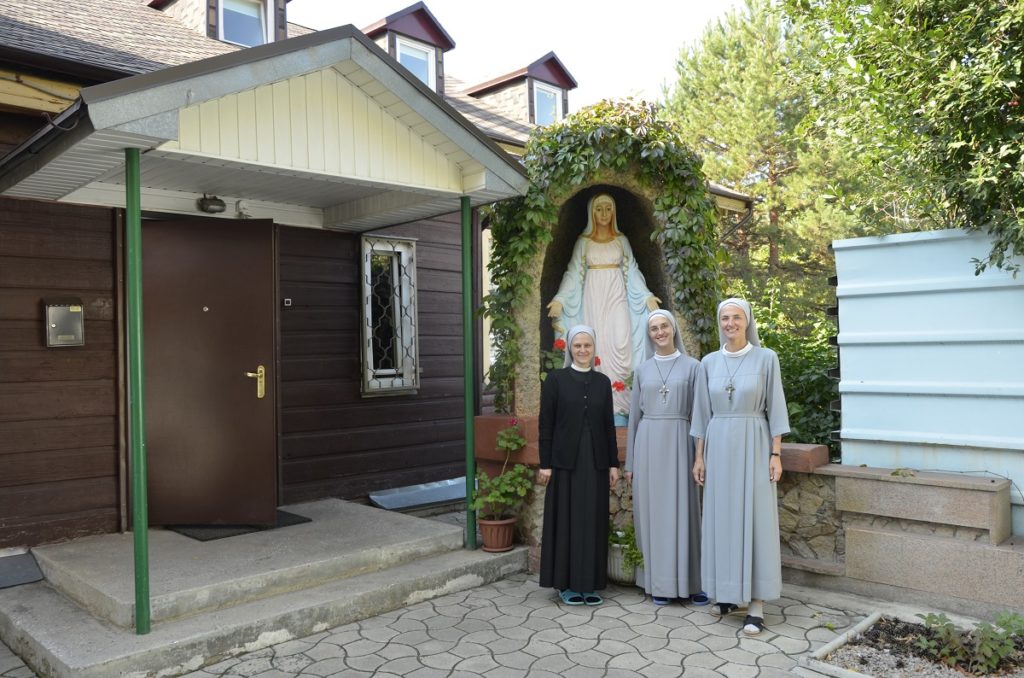 religieuses sœurs catholique monastère