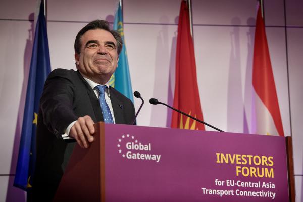 Asie Centrale Union Européenne Margaritis Schinas Vice-président Commission Européenne Session Global Gateway forum corridor Transcaspien