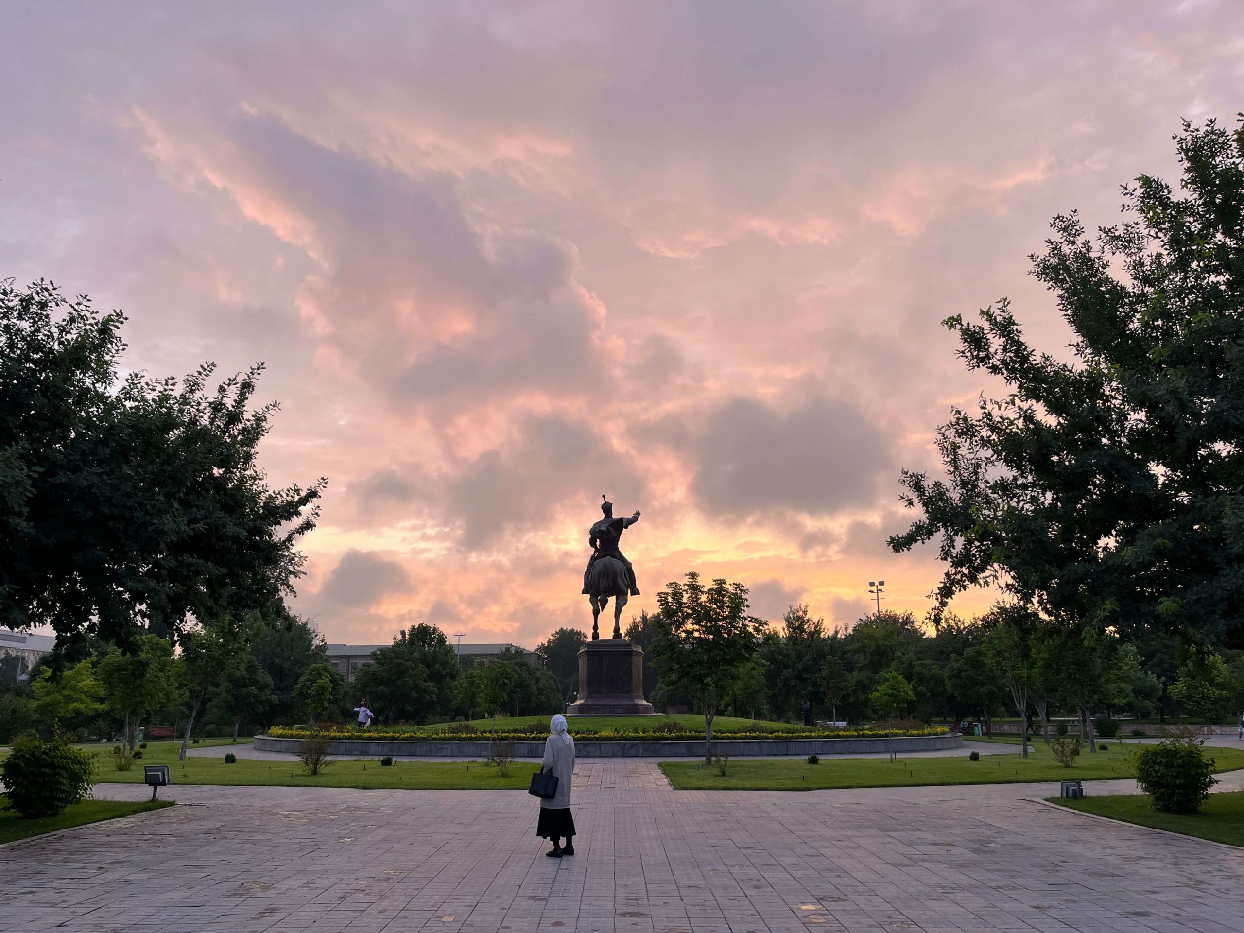 Tamerlan Amir Temur Tachkent Statue