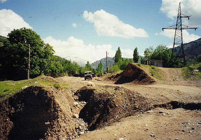 Tadjikistan Route Electricité