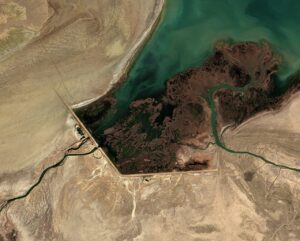 Vue satellite du barrage de Kok Aral, Kazakhstan. Crédit : Agence spatiale européenne, via Wikicommons