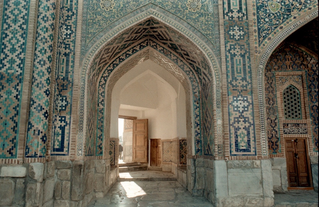 bleu mosquée porte carreaux architecture