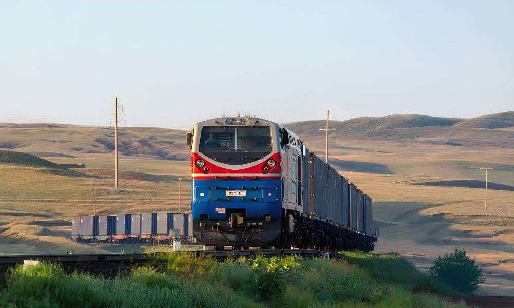 Corridor transcaspien train