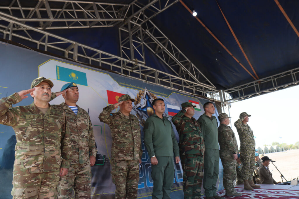 Des représentants des forces armées des États membres de l'OTSC lors des exercices Frontier-2026 organisés au Kazakhstan en septembre 2026. Photo: OTSC.