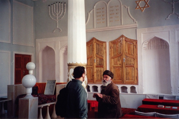 Juifs Boukhara Ouzbékistan synagogue rabbin