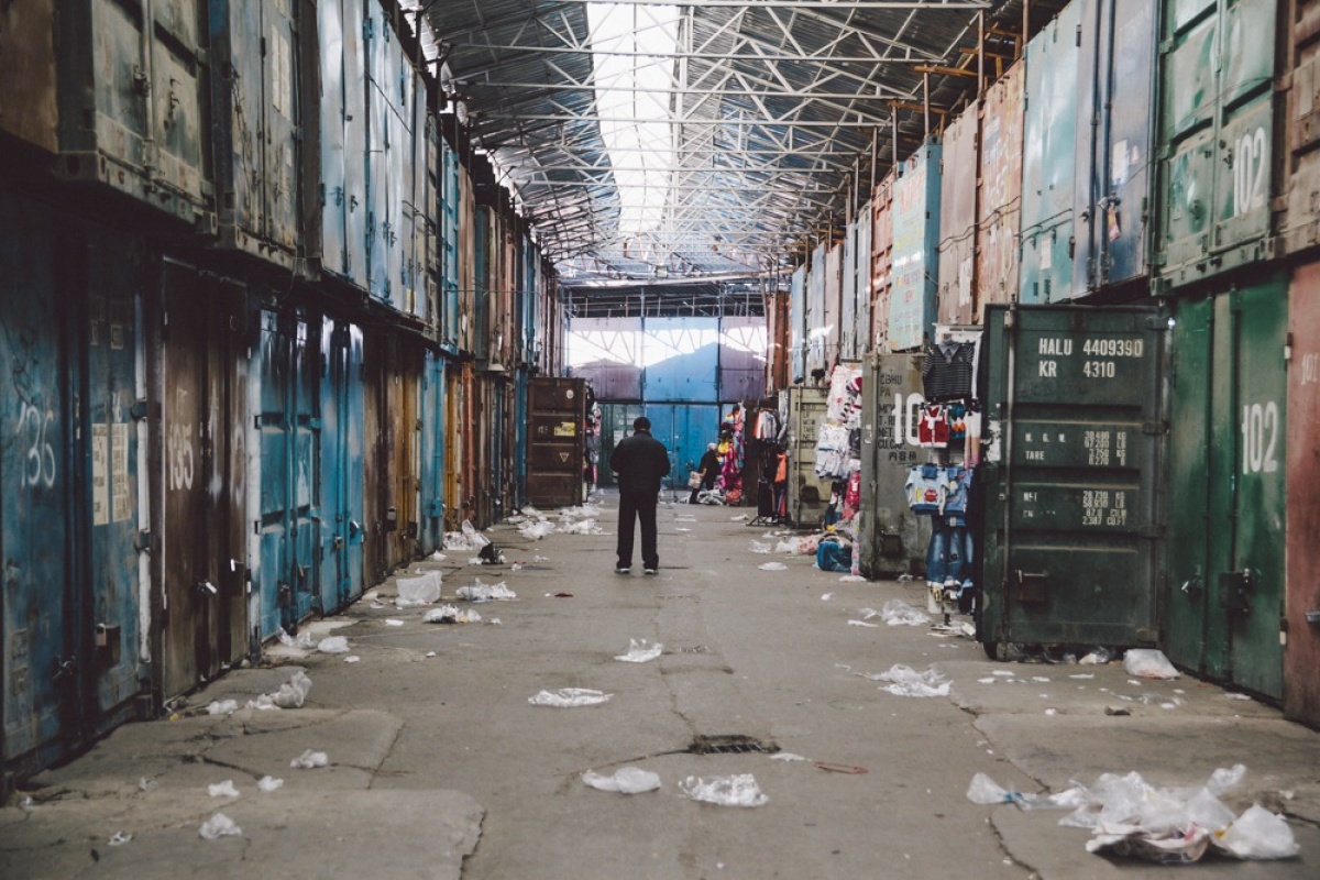 Le bazar de Dordoi en Asie centrale